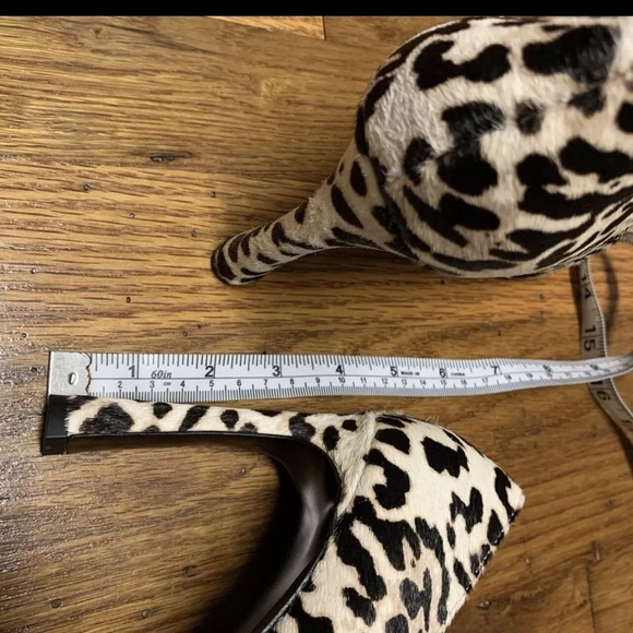 NWT Mango Leopard Heels Xenia Pony Hair Pointed Toe Pumps Size 38 / US 7.5 Black - Picture 4 of 9